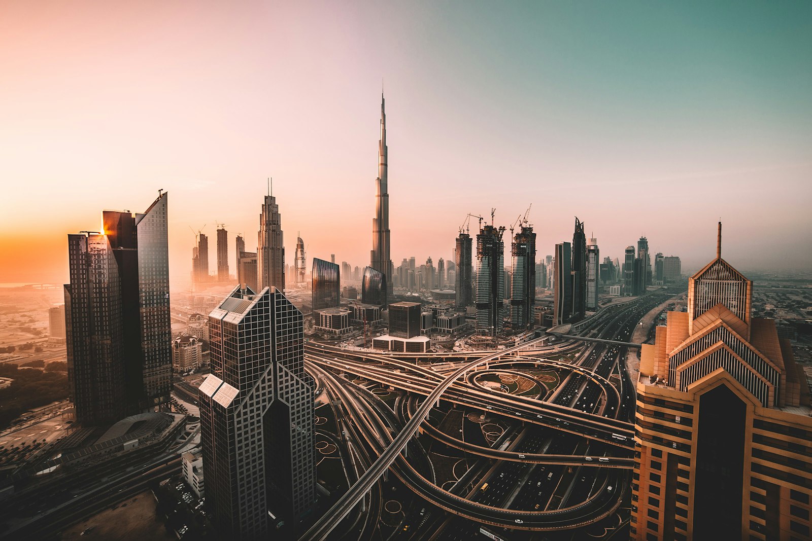 Pay suppliers in Dubai UAE